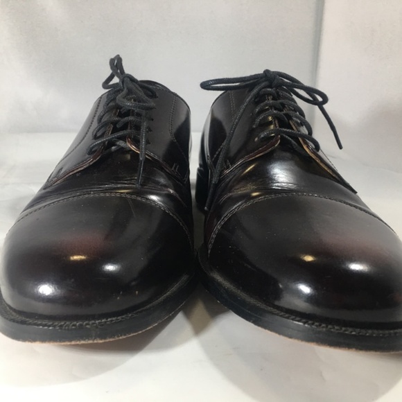 3/$30 Cole Haan Cap Toe Oxford Dark Burgundy shoes - Picture 8 of 8